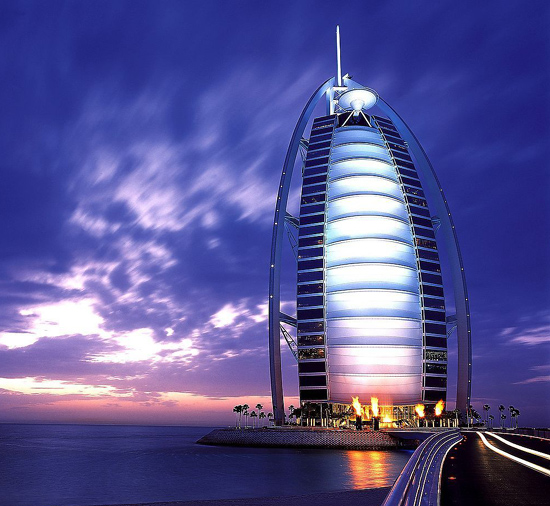 迪拜帆船酒店一晚多少钱,全世界最高的酒店迪拜帆船酒店