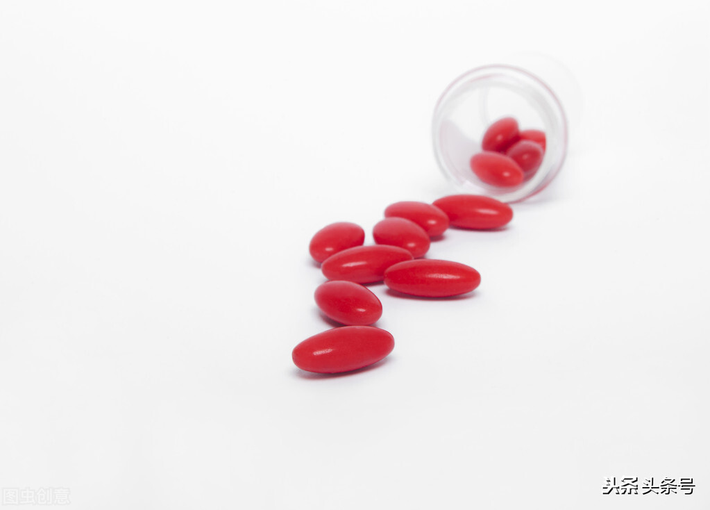 银杏叶片与安宫牛黄丸能同吃吗,吃安宫牛黄丸可以吃银杏叶片吗