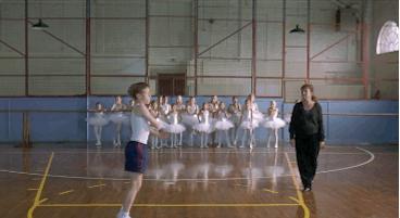 乔治小王子挨骂,乔治小王子叛逆