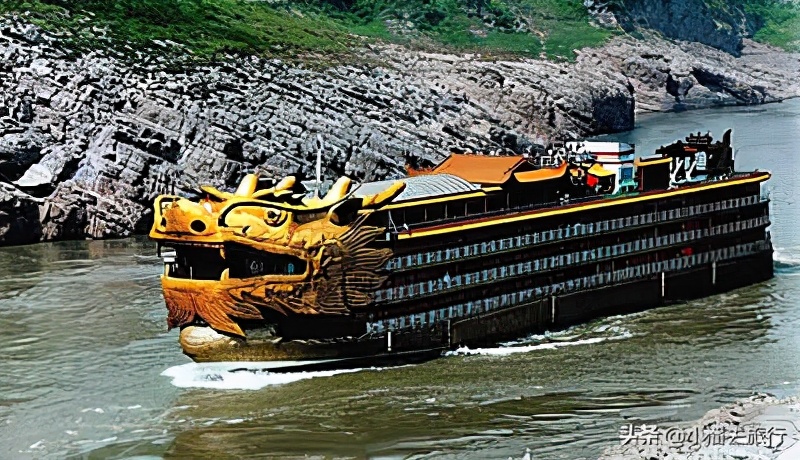 长江游轮的真实视频,长江的游轮和海里面的游轮