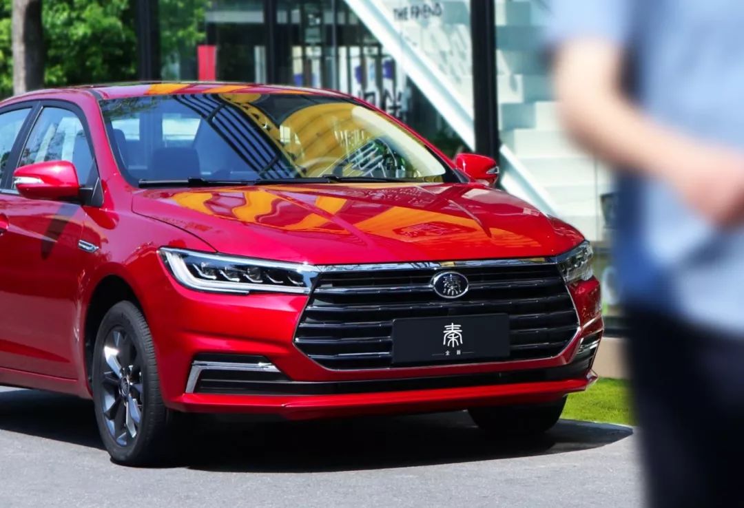 比亚迪的燃油车哪个更值得买,比亚迪卖得最好一款燃油车