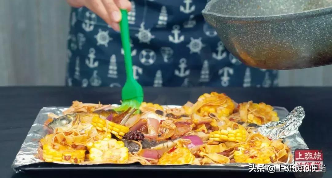 烤鱼不用烧烤怎么做,怎么烤出外酥里嫩的烤鱼