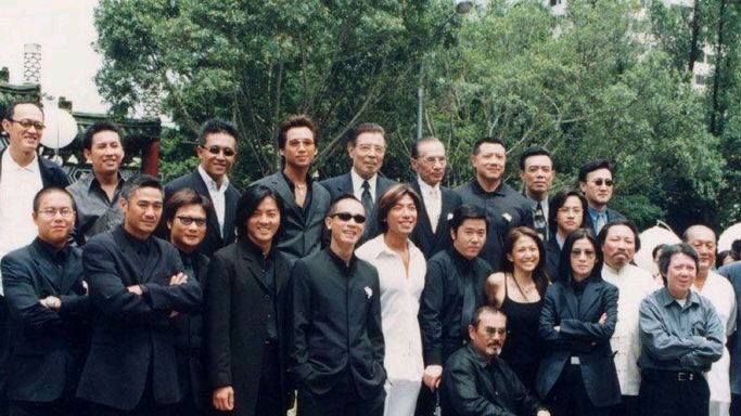 中国历史上最强悍的团队合影,埃菲尔铁塔最著名合影