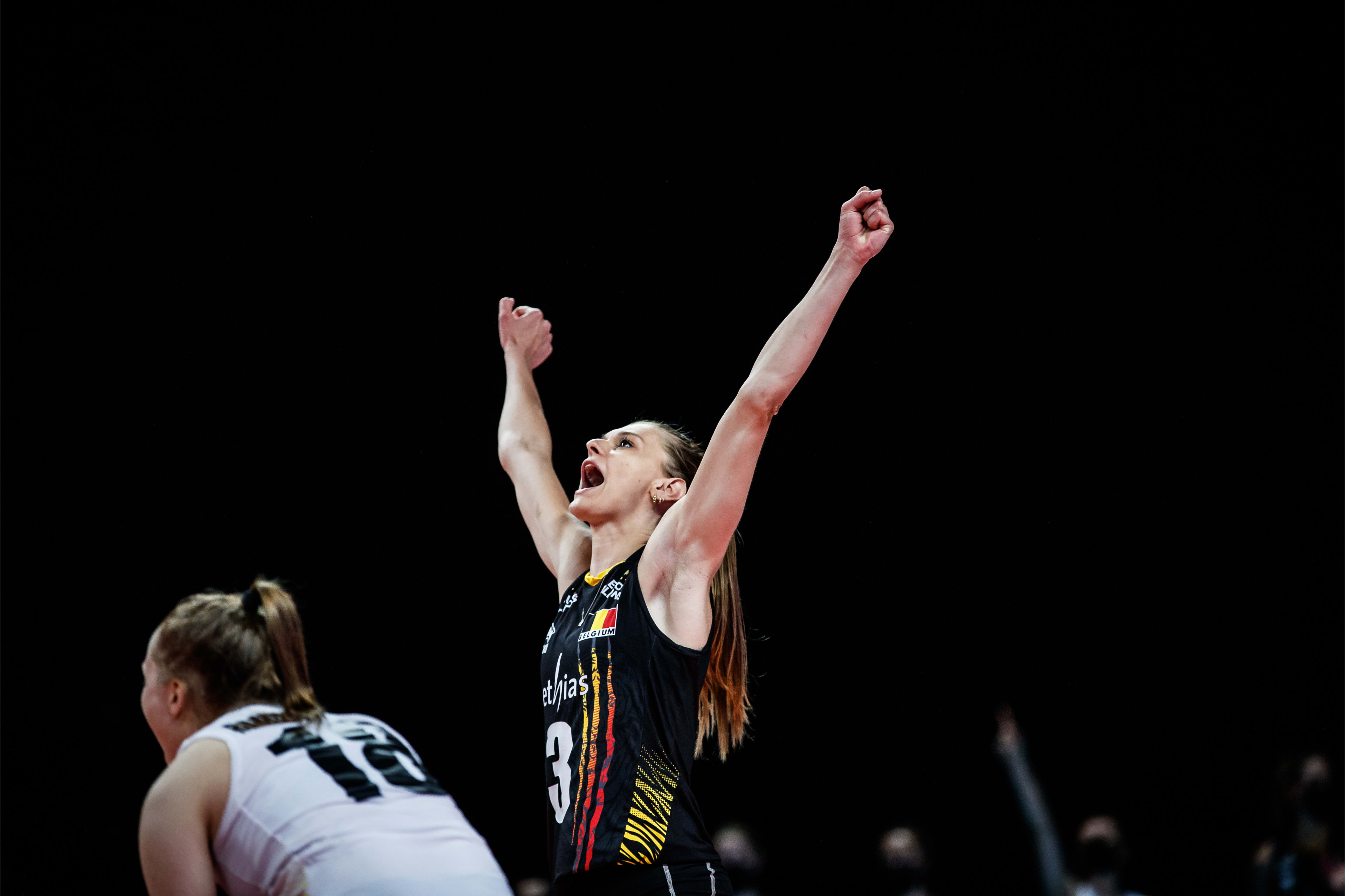 中国女排今天对阵巴西吗,现场直播中国女排对战比利时女排