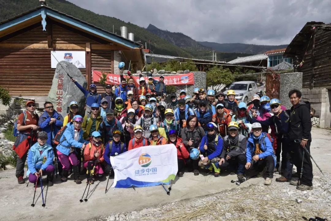 适合新手的人生第一座雪山,人生中的第一座雪山应该爬哪里