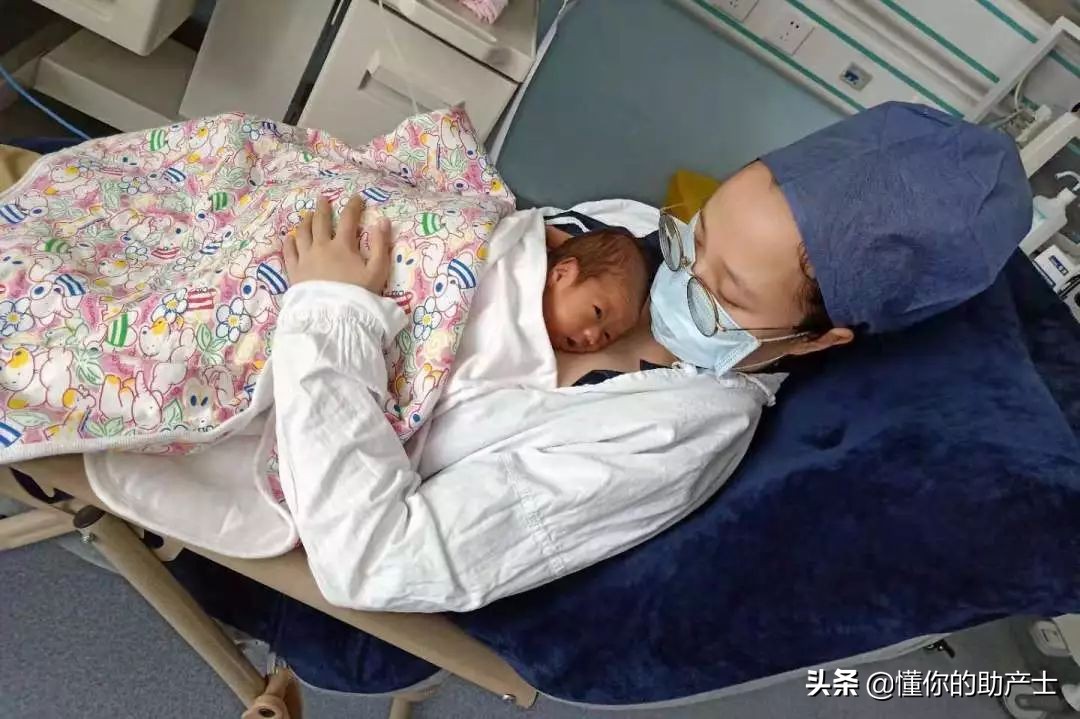 早产宝宝袋鼠式护理在家怎么做,足月的宝宝可以进行袋鼠护理么