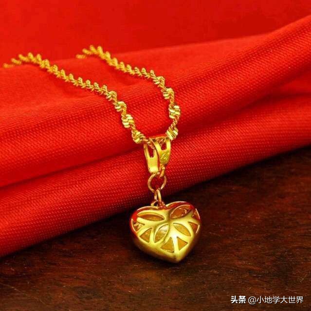 周生生六福珠宝和周大福哪个好,六福珠宝周大生周大福有什么差别