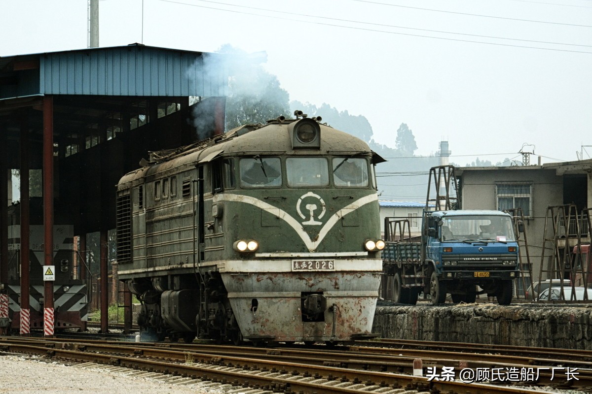 盗窃列车窃贼落网记,揭秘列车上的特大盗窃案