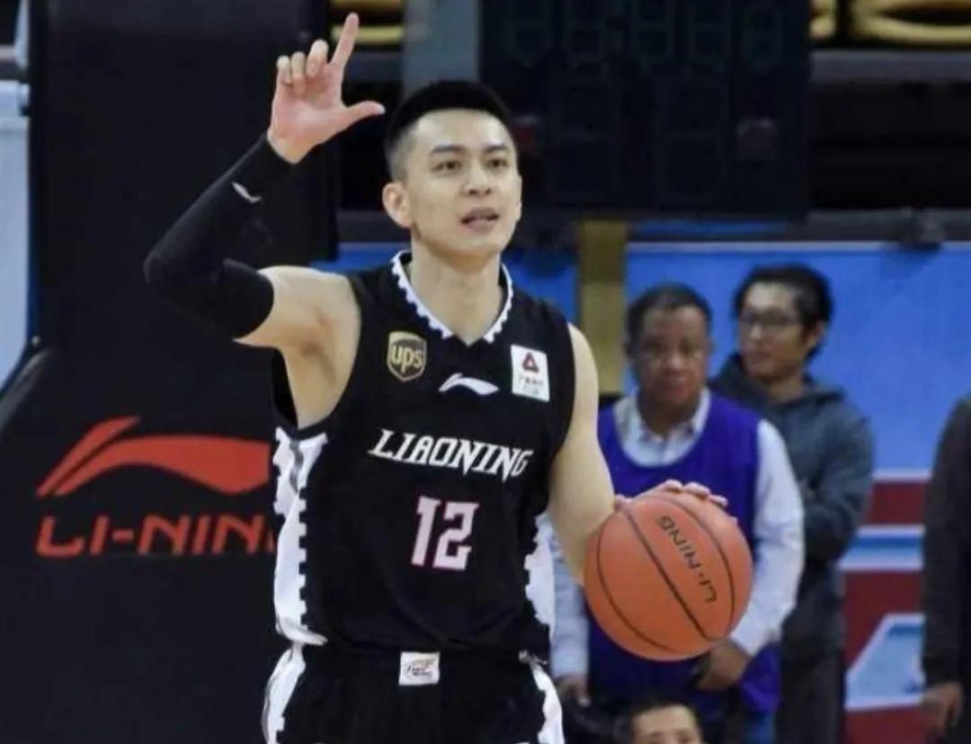 杨鸣郭士强评价杨鸣视频,郭士强离开辽篮和杨鸣有关系吗