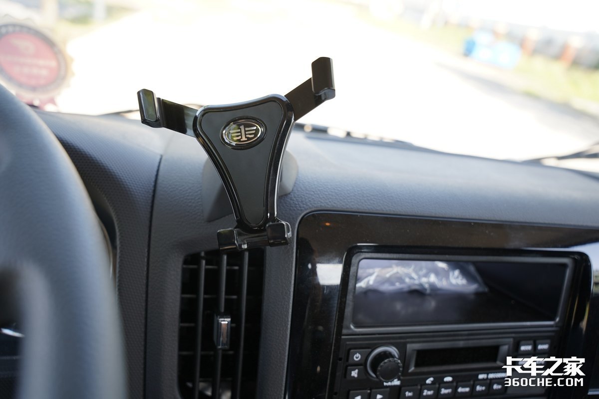 虎vh轻卡160马力8挡和7挡哪个好,虎v轻卡110马力能拉多重