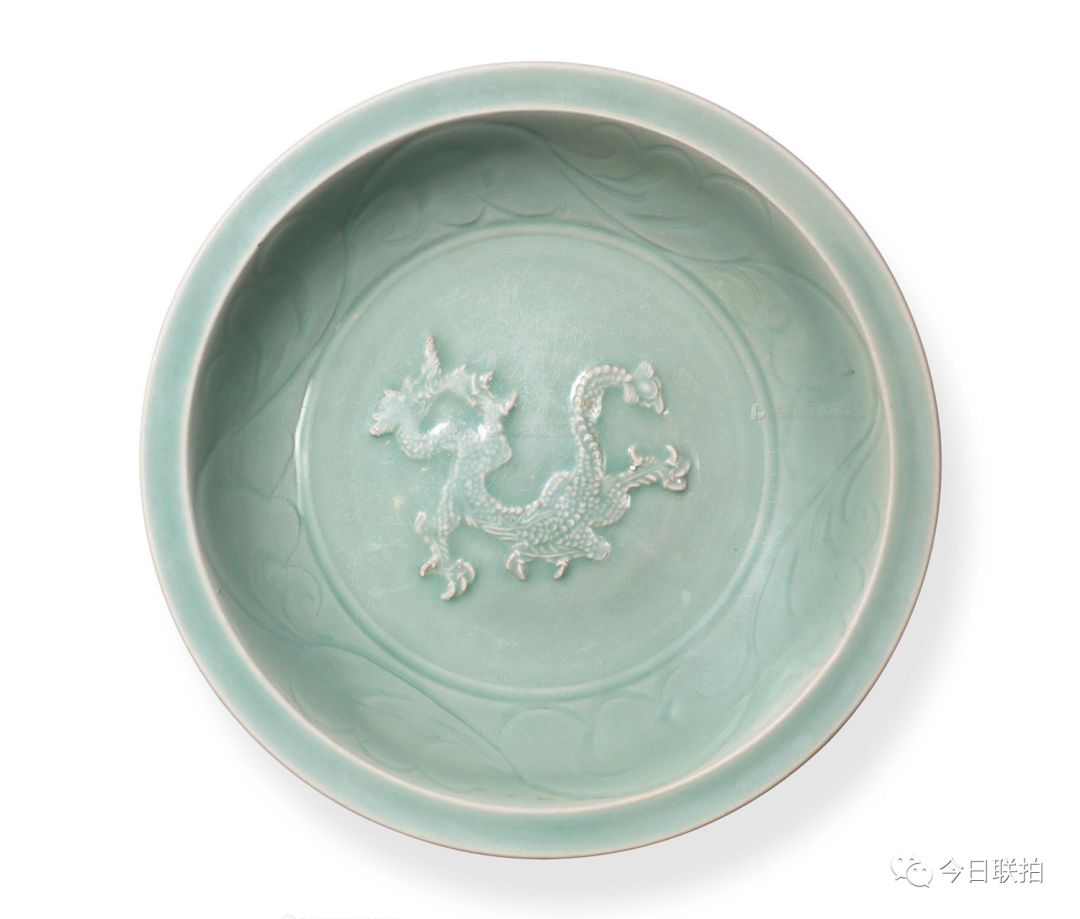 顶级官窑粉青釉,粉青釉镂空瓷器内部图片大全