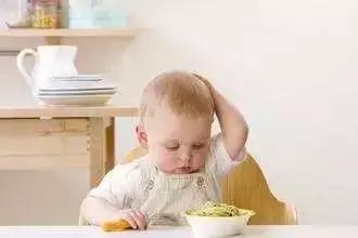 大人拉绿便常见的几种原因,宝宝拉黄色带点绿便是什么原因