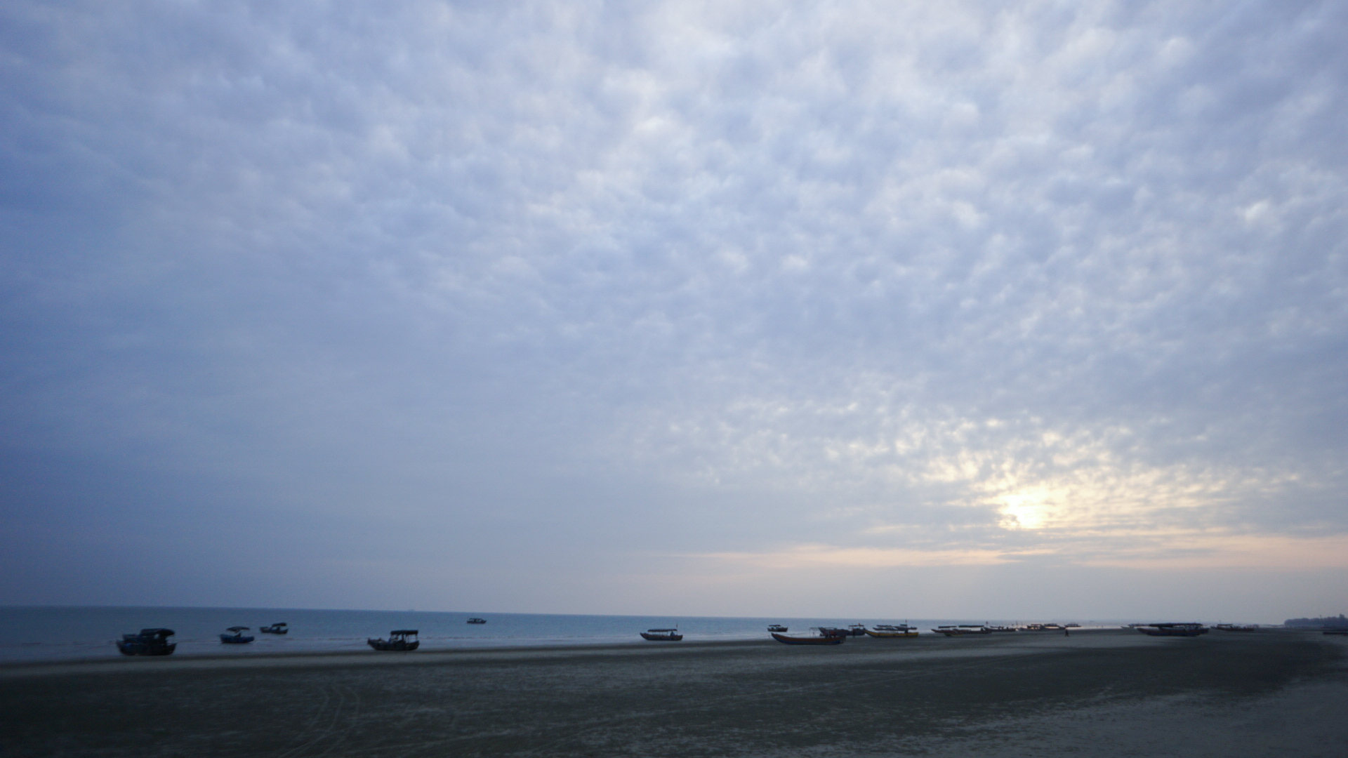 从北海一路开车到越南，都遇到了什么？