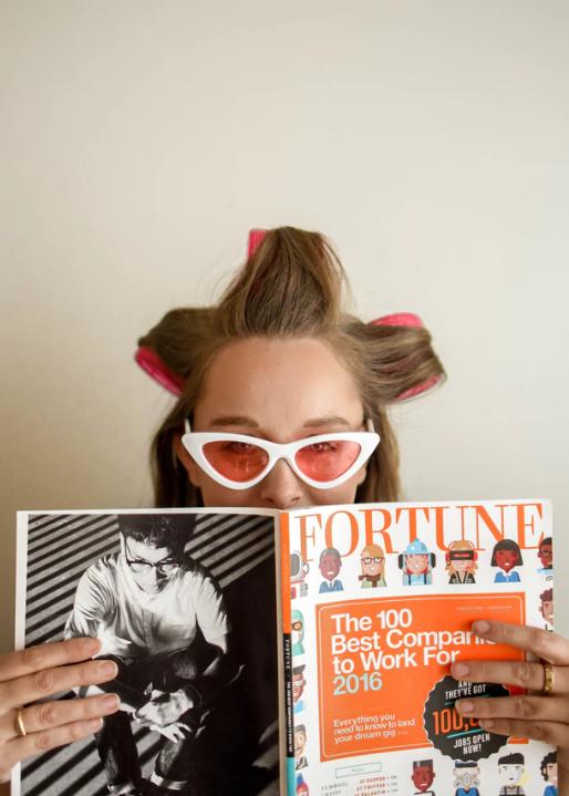 防火防盗不如防晒,但其实蓝光肌才是最可怕问题