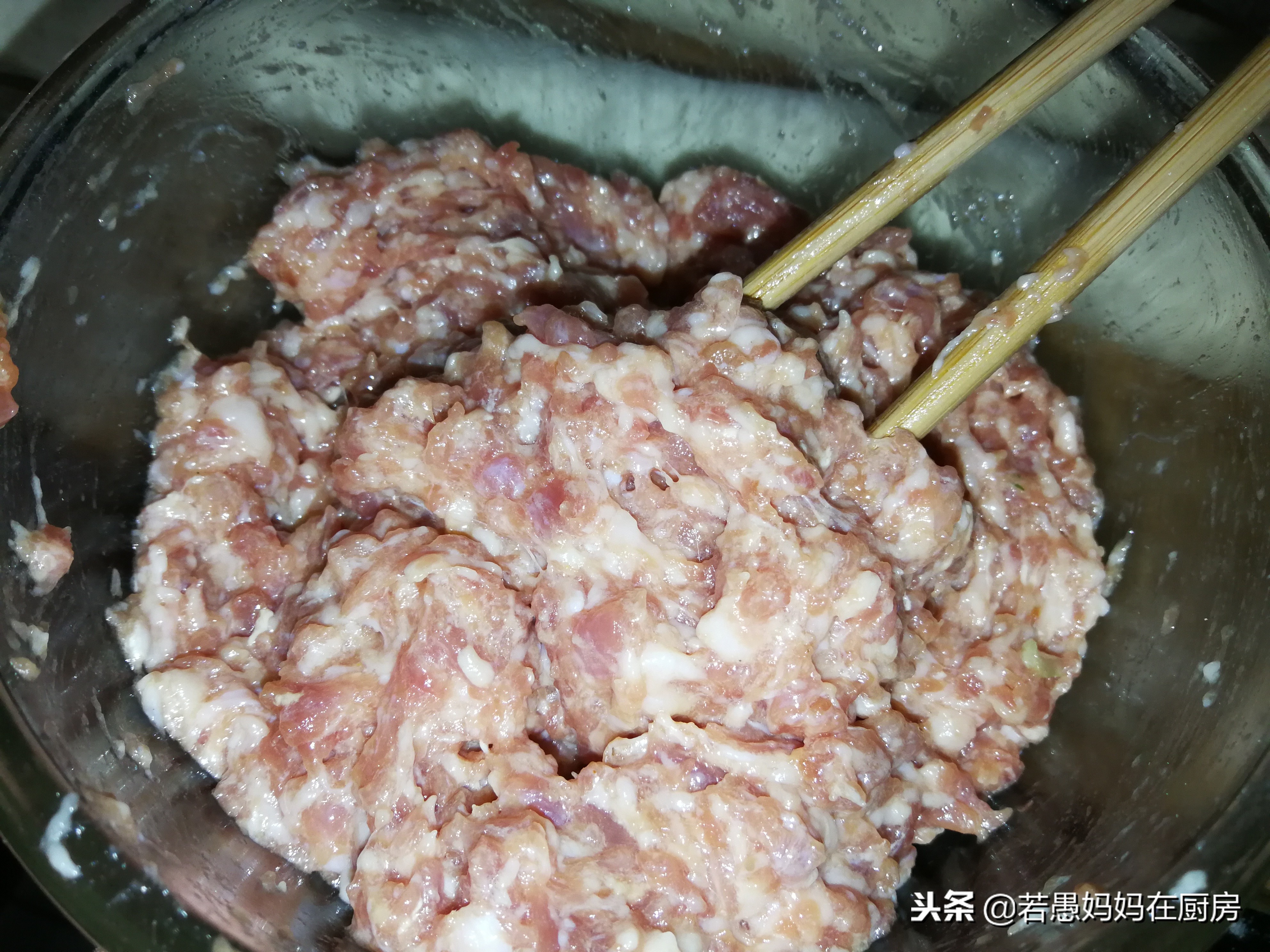 吃了30年的饺子这种馅百吃不厌,这种饺子很有嚼劲