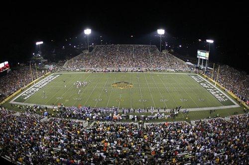 足球类节目反超《蒙面歌王》，占据好莱坞一周电视收视率榜首