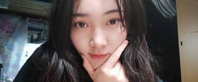 opporeno自拍锐化太厉害,opporeno自拍原相机放大