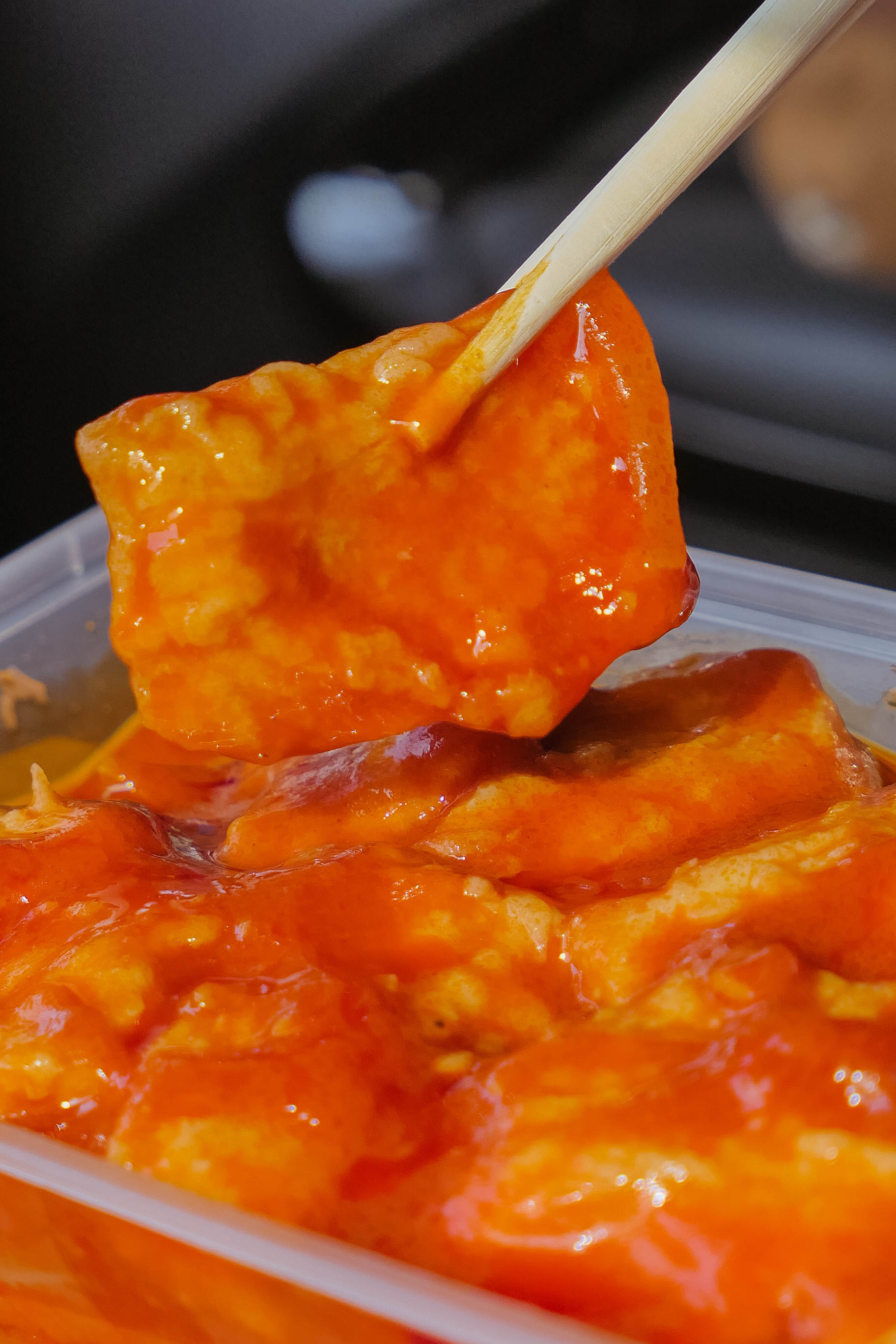 在天津，百十年来西餐一直和煎饼果子si“盟兄弟”？