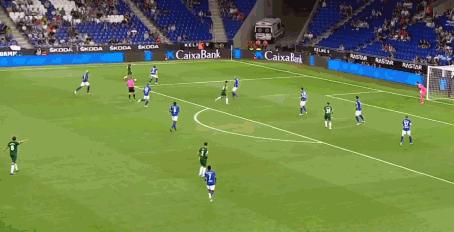 武磊进2球,武磊进两个球