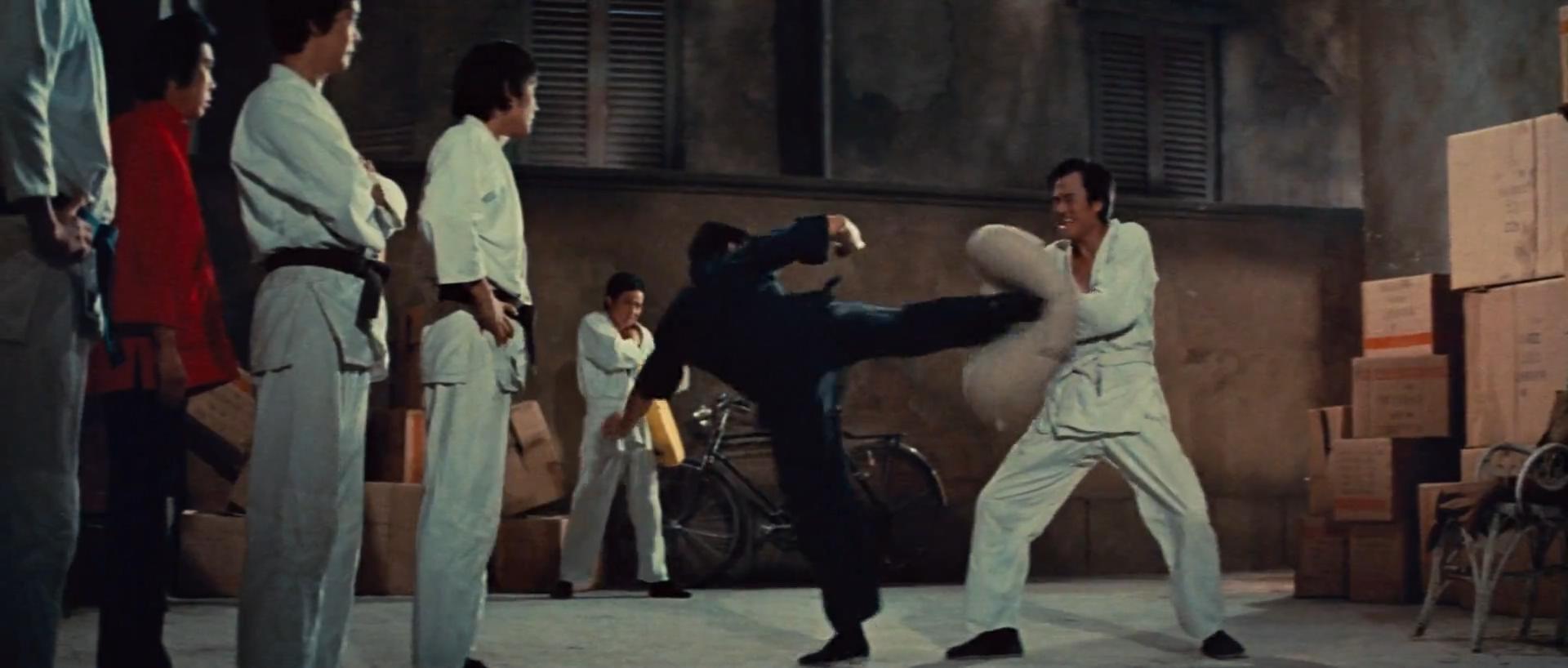 猛龙过江李小龙练直拳,截拳道李小龙猛龙过江