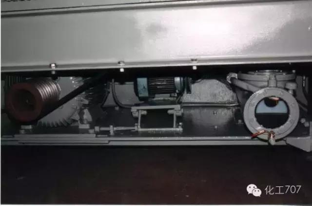 卧式刮刀离心机工作原理视频,立式脱水离心机工作原理视频