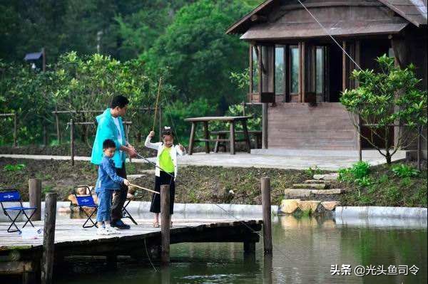 青蚯蚓和红蚯蚓哪个钓鱼效果好,大蚯蚓钓鱼好还是小蚯蚓好