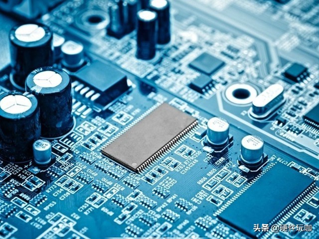 电脑玩各类游戏都开始卡顿了,电脑卡顿反应慢是cpu还是显卡问题