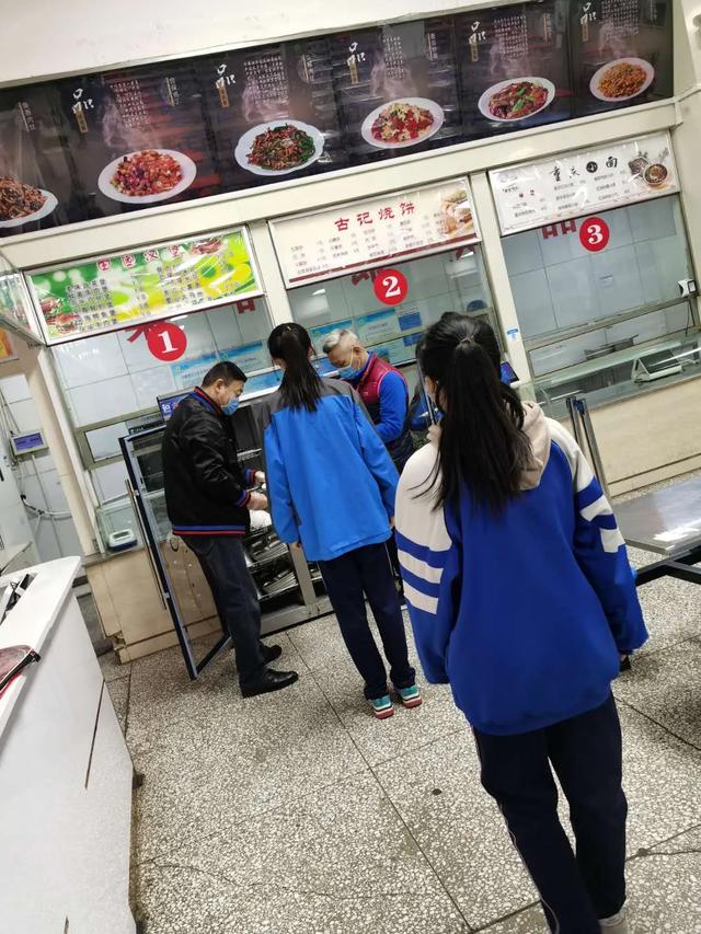 愿你不负青春努力学习前进,愿你不负青春不辜负大学四年时光