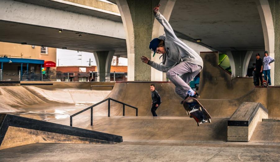 出国留学，除了学习更意味着什么？