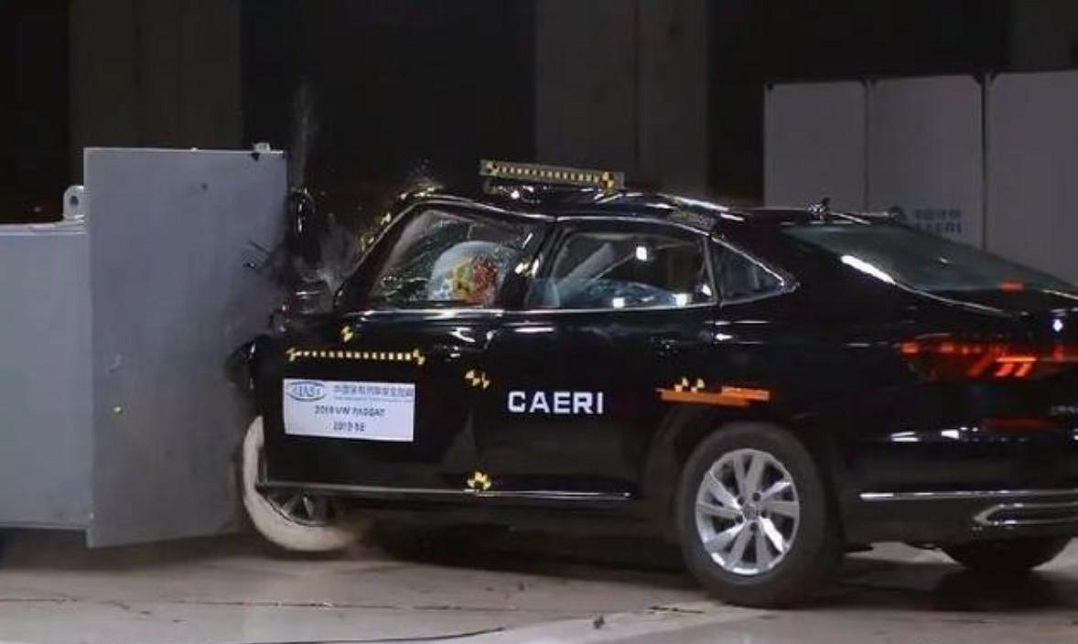 官方回应*萨特帕**断A柱，看似甩锅实则无奈，如何解决？