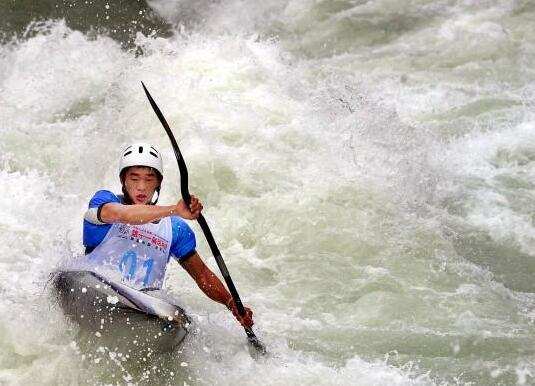 皮划艇划船机正确姿势,皮划艇划船机训练视频