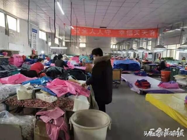 多地为就地过年出招,社区在服务居民群众方面的措施