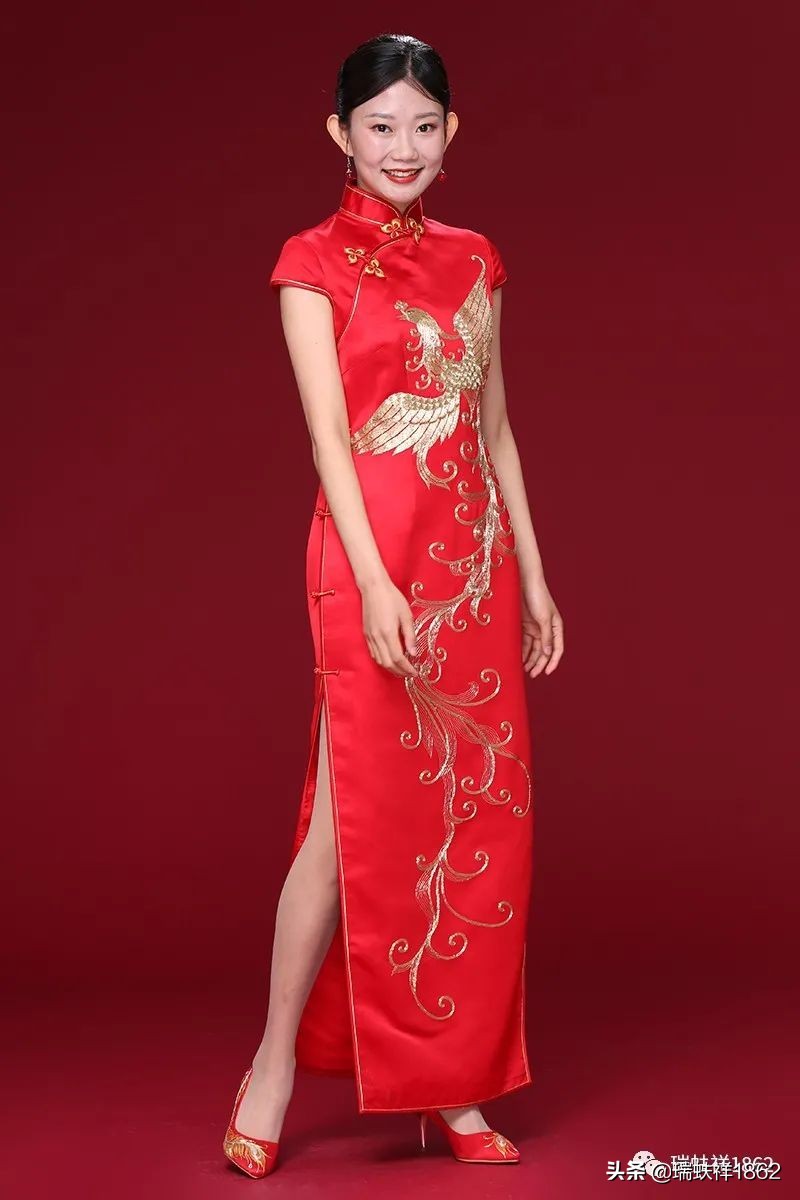 520送她一束玫瑰花,520送女朋友的旗袍