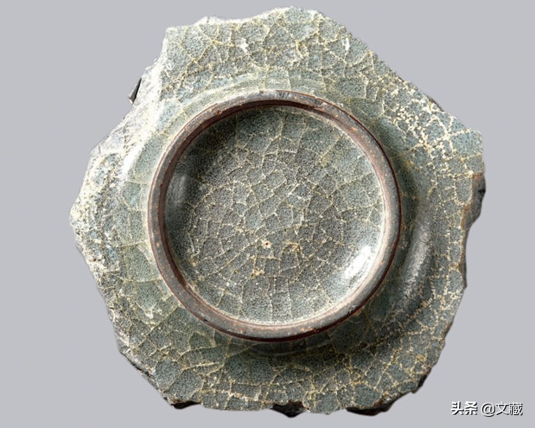 宋代五大名窑之龙泉哥窑,传世哥窑龙泉