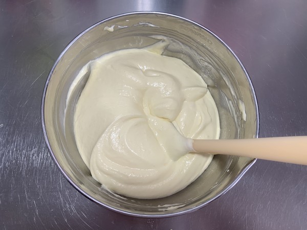 已经打发过头的淡奶油可以做什么,淡奶油打发了怎么补救