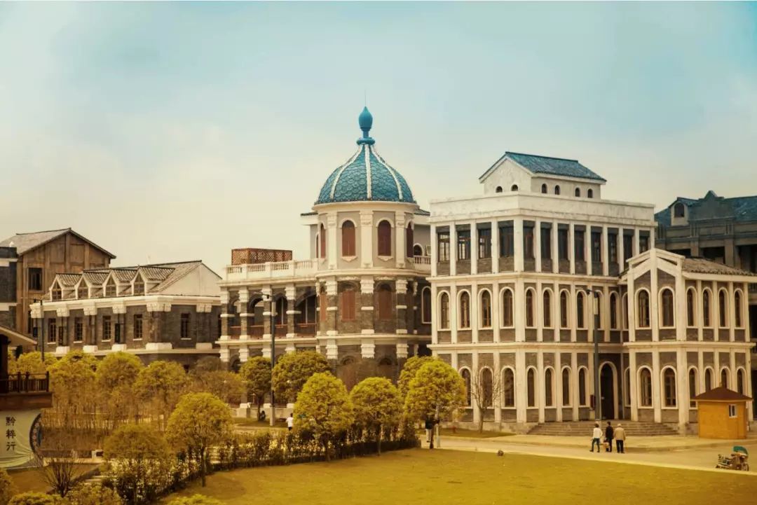 天河潭灯光秀,天河潭灯光艺术展