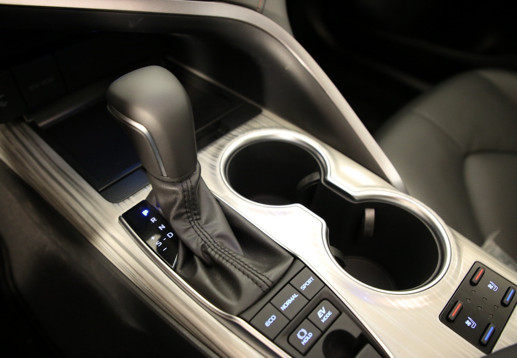 丰田凯美瑞240g和240v有什么区别,丰田凯美瑞a25a和a25b是什么区别