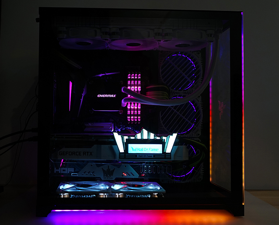 rtx2080名人堂10周年,黑白拼色主机