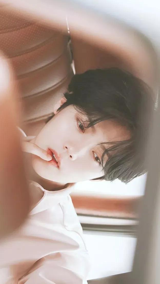 鹿晗壁纸无水印,鹿晗背影壁纸最新