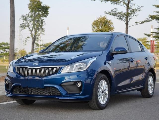 老款起亚k2两厢和飞度哪个值得买,开飞度再开冠道