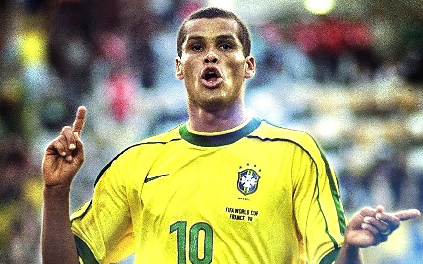 桑巴足球倒钩,桑巴足球彩虹过人