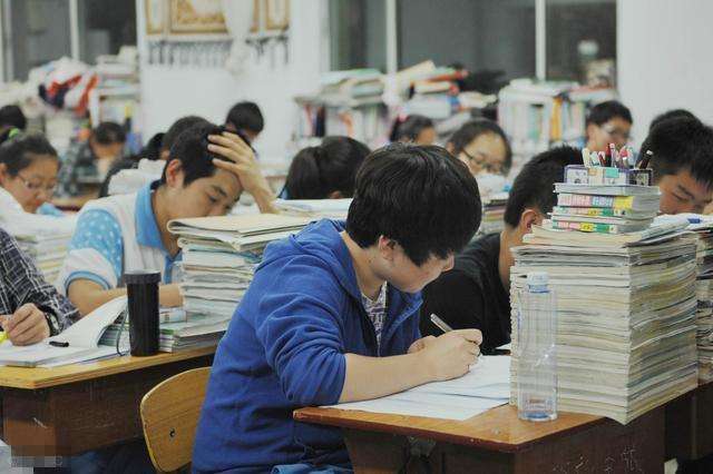 考试越考越差越焦虑怎么办,临近考试很焦虑怎么克服