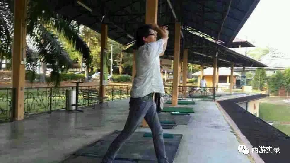 流浪地球100年编年史再见太阳系,我们看的流浪地球真的是完整版吗