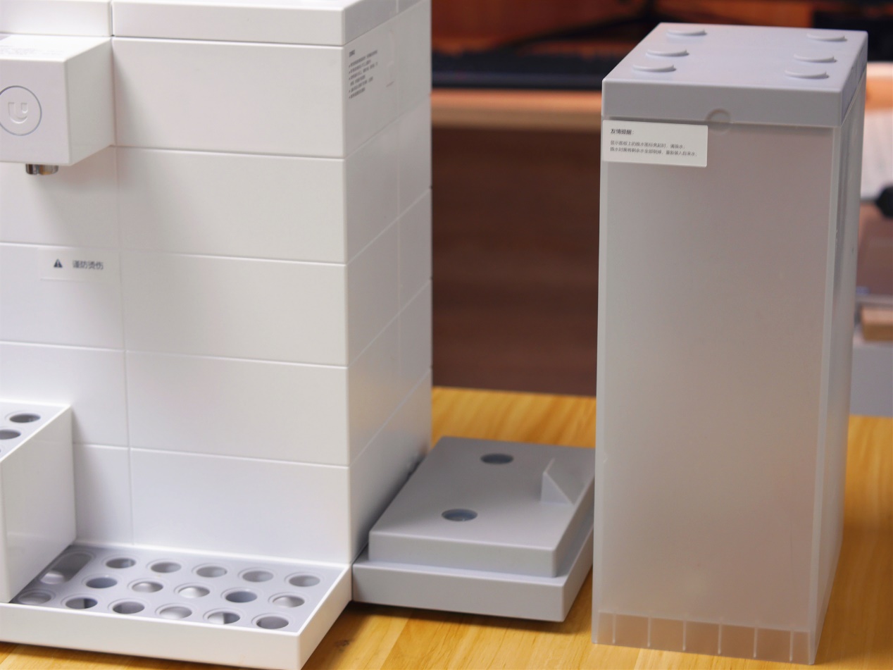 把纯水机从厨房搬到桌面上,小米优点酷吧让孩子喝上有温度的纯水