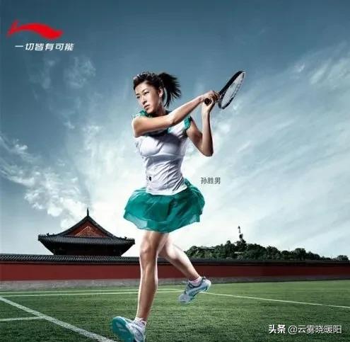 耐克阿迪达斯鞋子你还穿吗,这几天还有人穿耐克和阿迪达斯吗