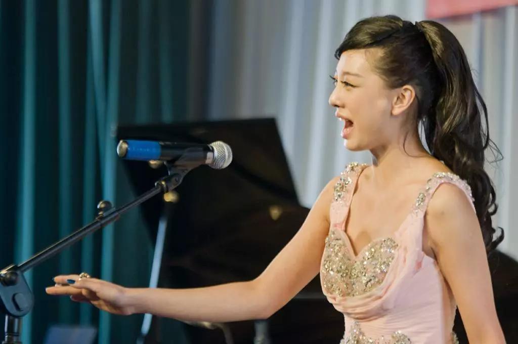 如何调整音色改变音色