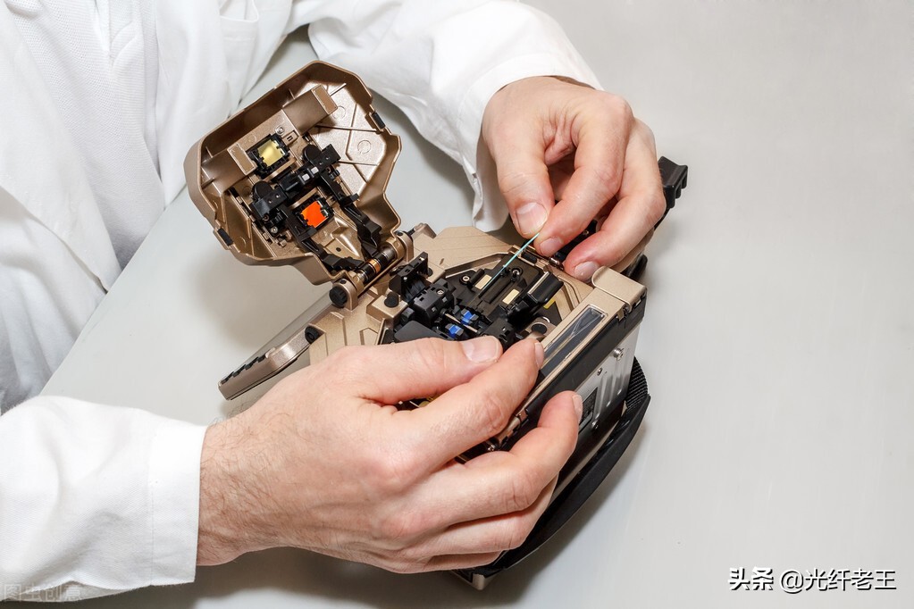 如何选购适合自己的熔接机呢？