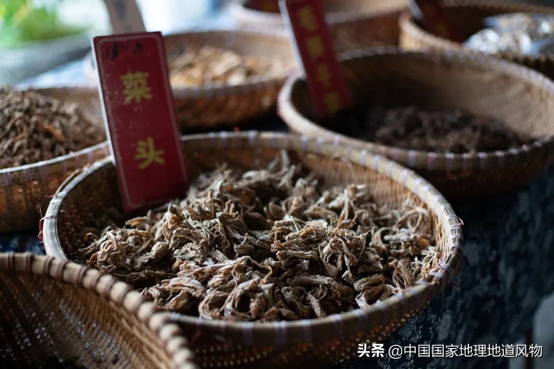 浙江绍兴跟杭州差多远,浙江绍兴和杭州哪个好玩