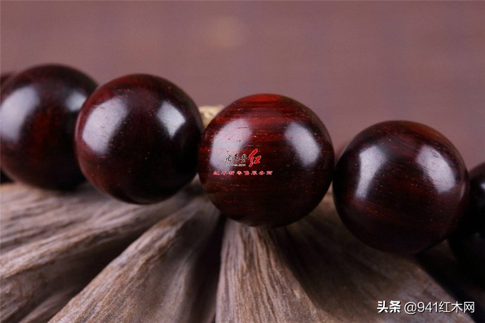 小叶紫檀鉴别真假只需3秒,判断小叶紫檀真假的五大方法