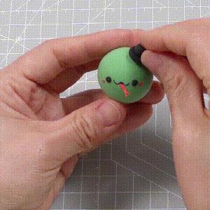 轻黏土可爱又简单的捏法,做一个简单可爱的小萌物用粘土捏